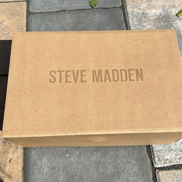 Steve Madden a viable white heels - Picture 10 of 11